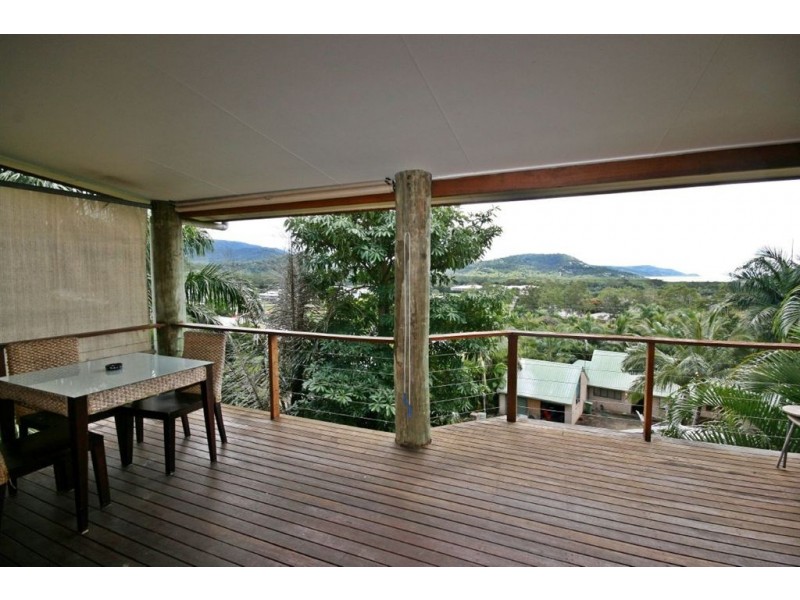 5 South Molle Boulevard, Cannonvale QLD 4802