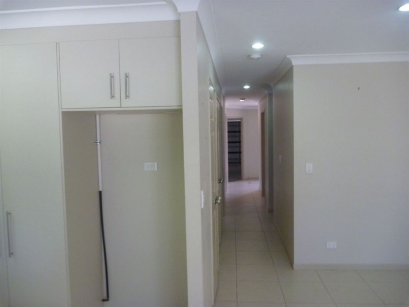 2/62 South Molle bld, Cannonvale QLD 4802