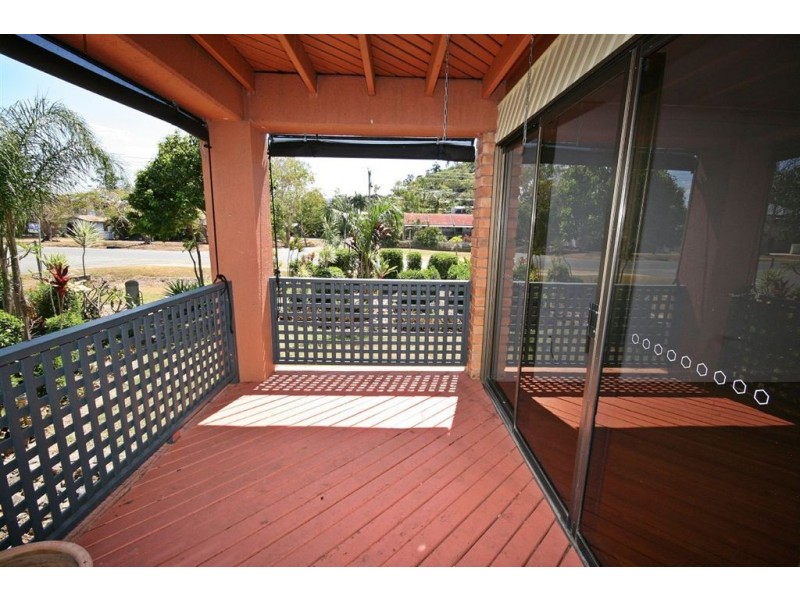 6/3 Beach Road, Cannonvale QLD 4802