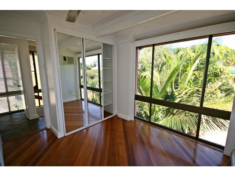6/3 Beach Road, Cannonvale QLD 4802
