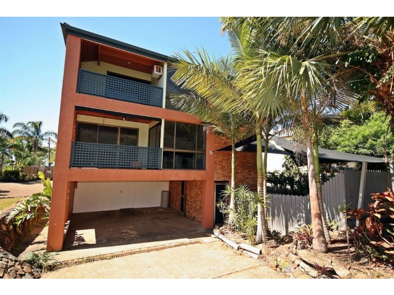 6/3 Beach Road, Cannonvale QLD 4802