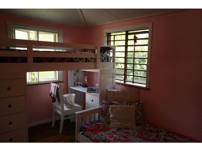 15 Balaka Street, Cannonvale QLD 4802