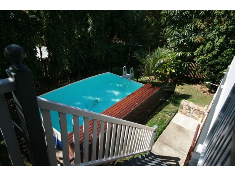 15 Balaka Street, Cannonvale QLD 4802