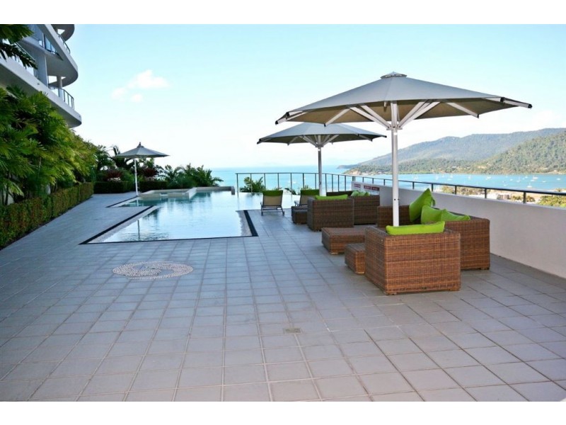 8/18 Seaview Drive, Airlie Beach QLD 4802