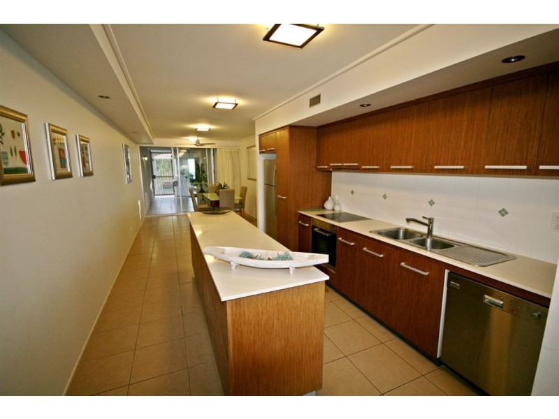 8/18 Seaview Drive, Airlie Beach QLD 4802