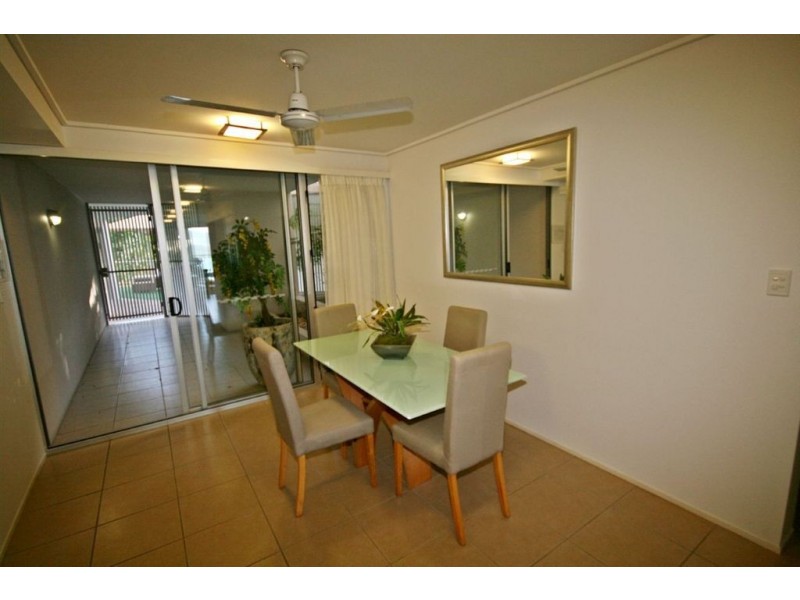 8/18 Seaview Drive, Airlie Beach QLD 4802