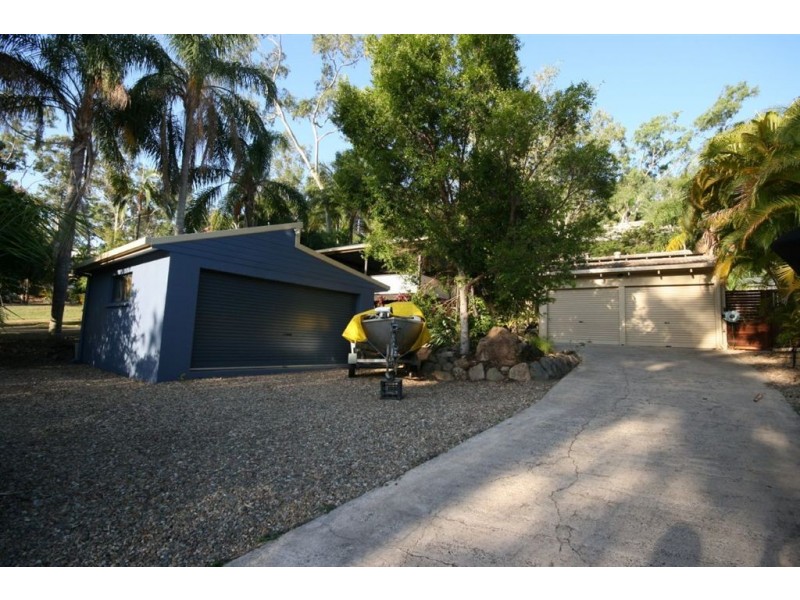 7 Iluka Street, Cannonvale QLD 4802