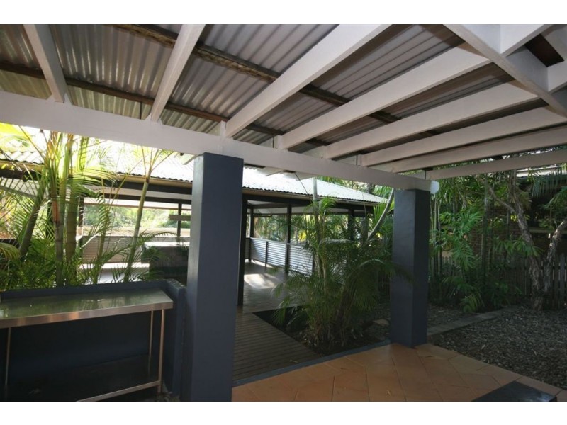 7 Iluka Street, Cannonvale QLD 4802