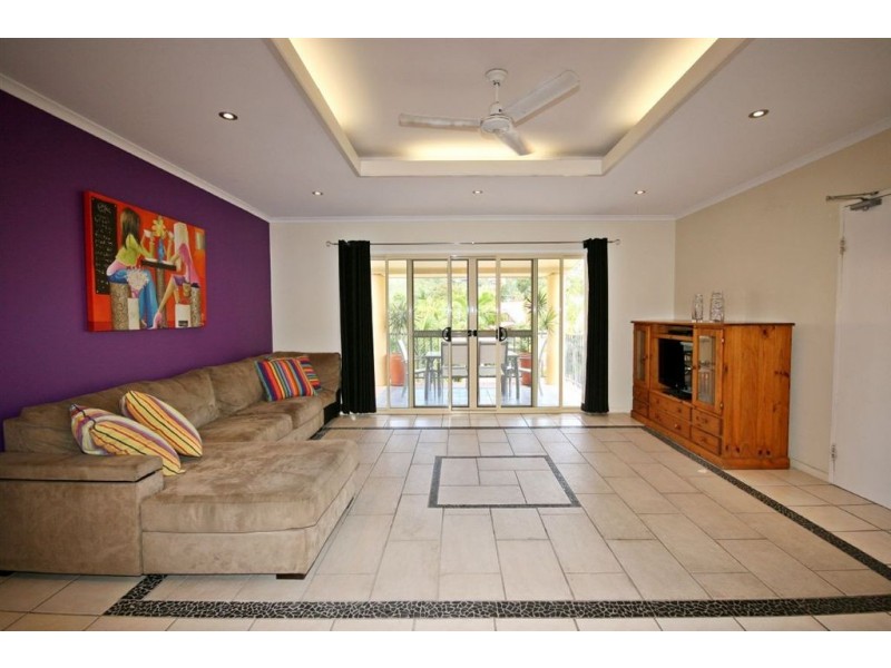 28/24 Beach Road, Cannonvale QLD 4802