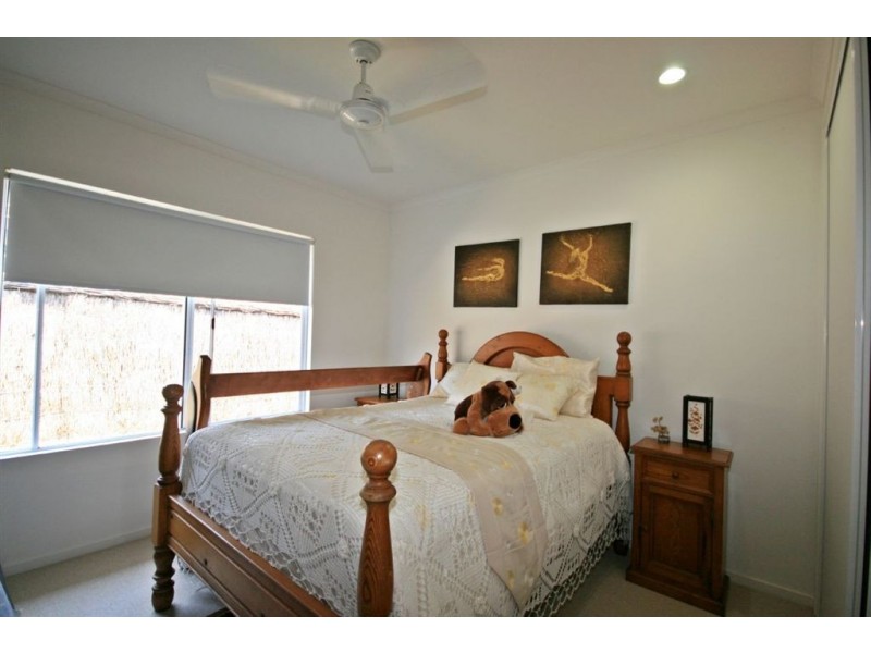 15 Waite Creek Court, Cannonvale QLD 4802