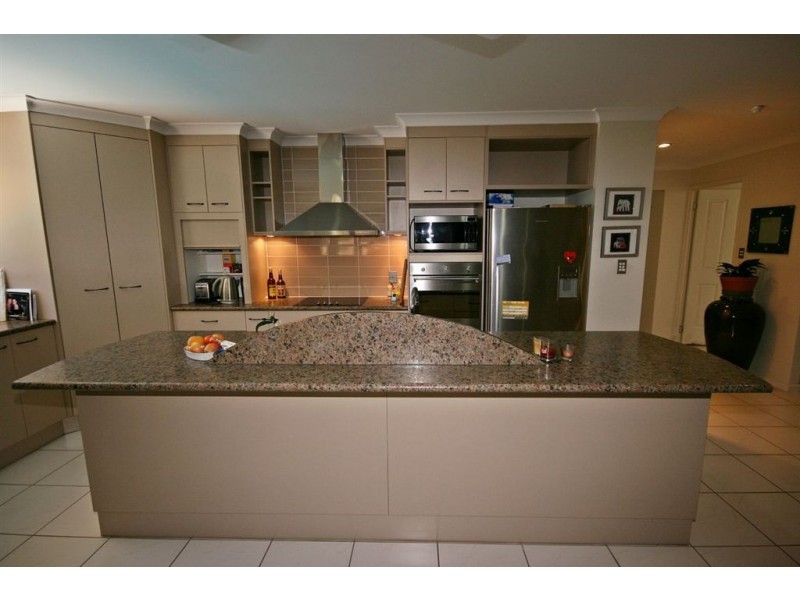 15 Jonquil Street, Cannonvale QLD 4802