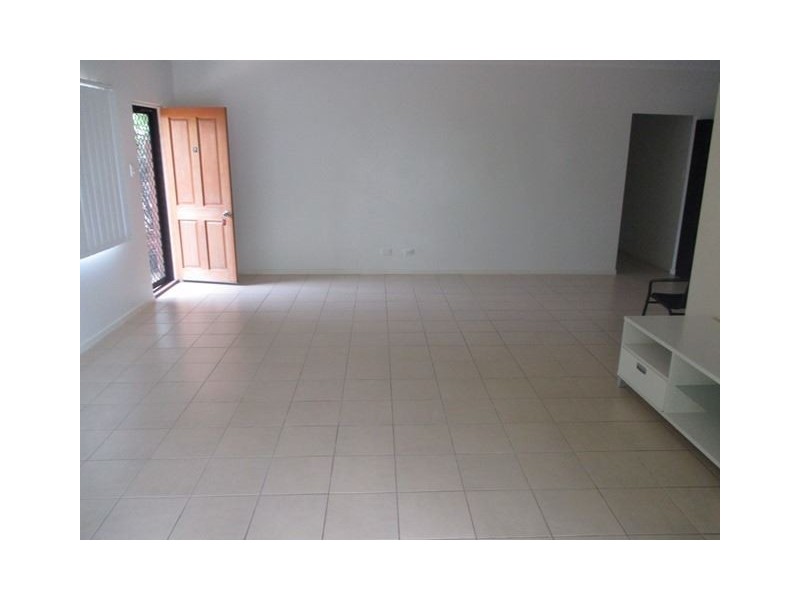 2/2 Rainbow Place, Jubilee Pocket QLD 4802