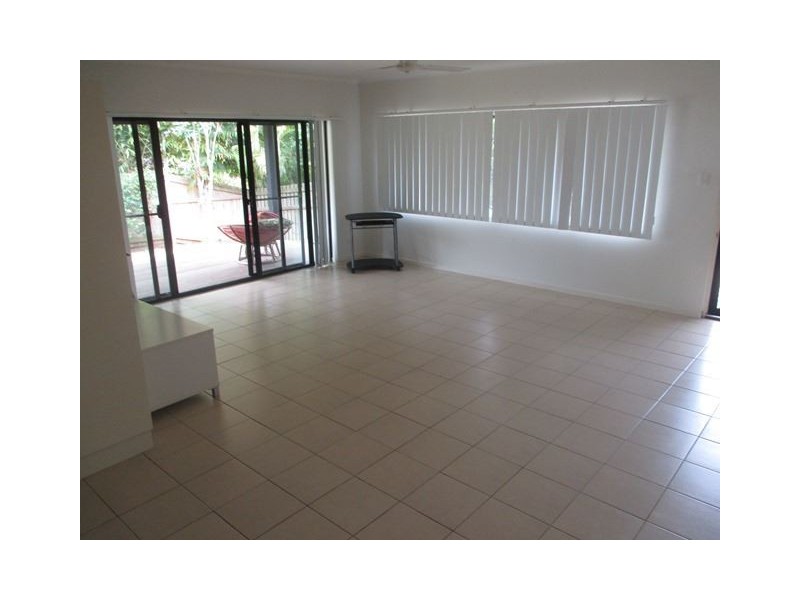 2/2 Rainbow Place, Jubilee Pocket QLD 4802
