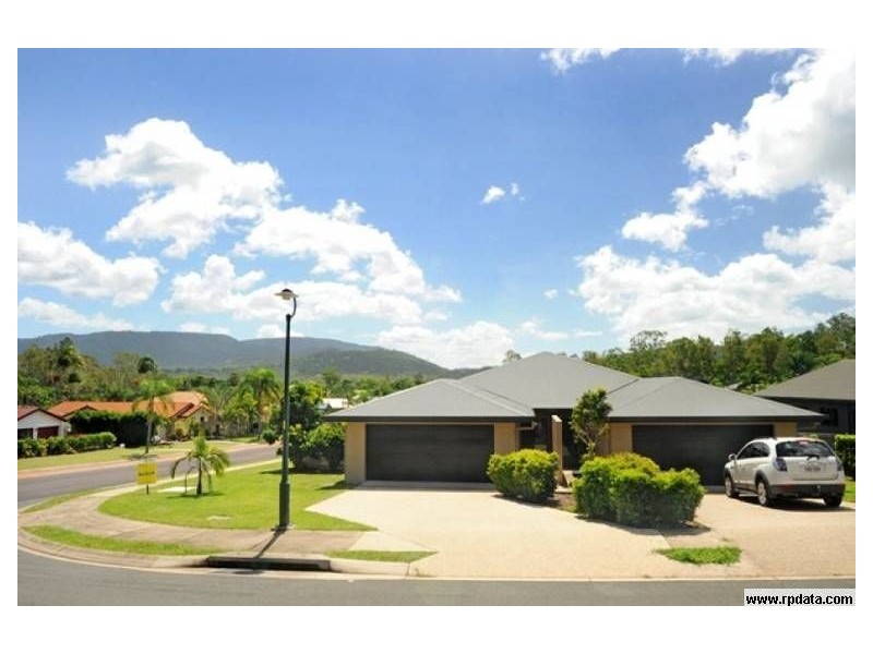 1/1 Ryben Court, Cannonvale QLD 4802
