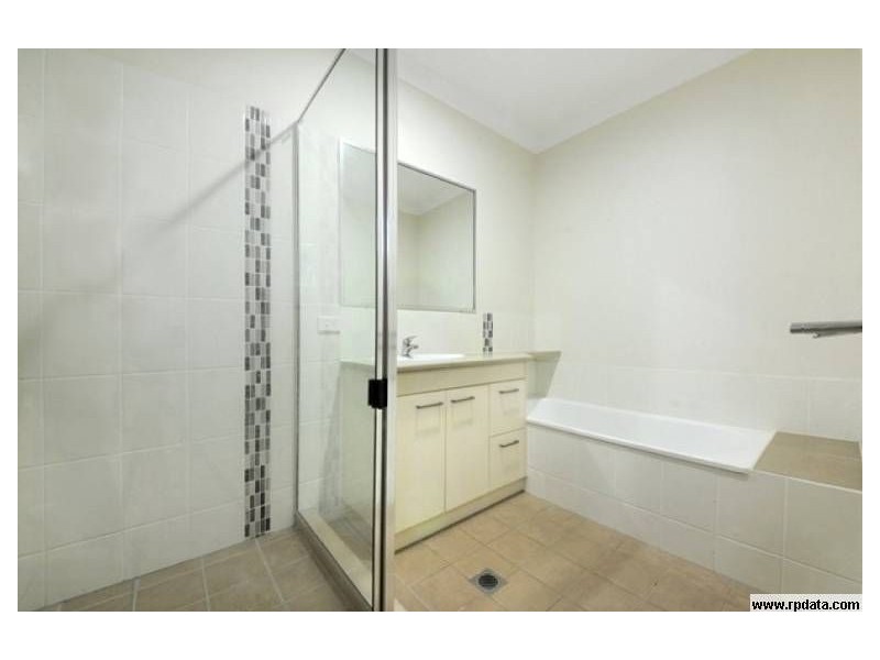 1/1 Ryben Court, Cannonvale QLD 4802