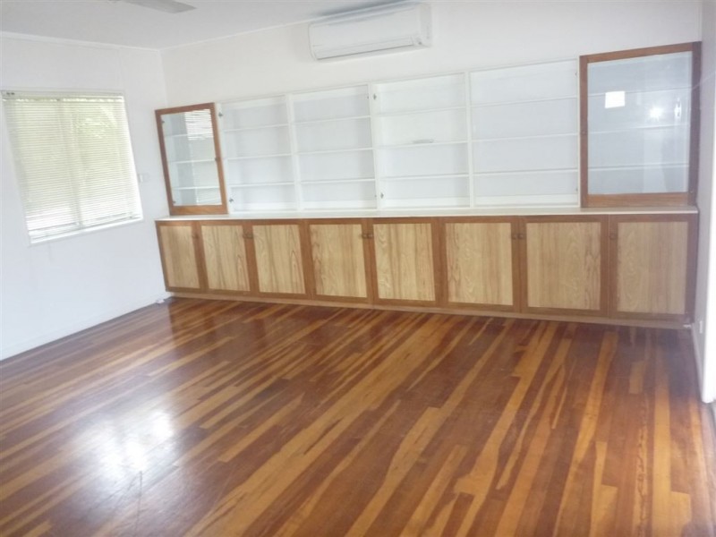 2 Hillcrest Avenue, Airlie Beach QLD 4802