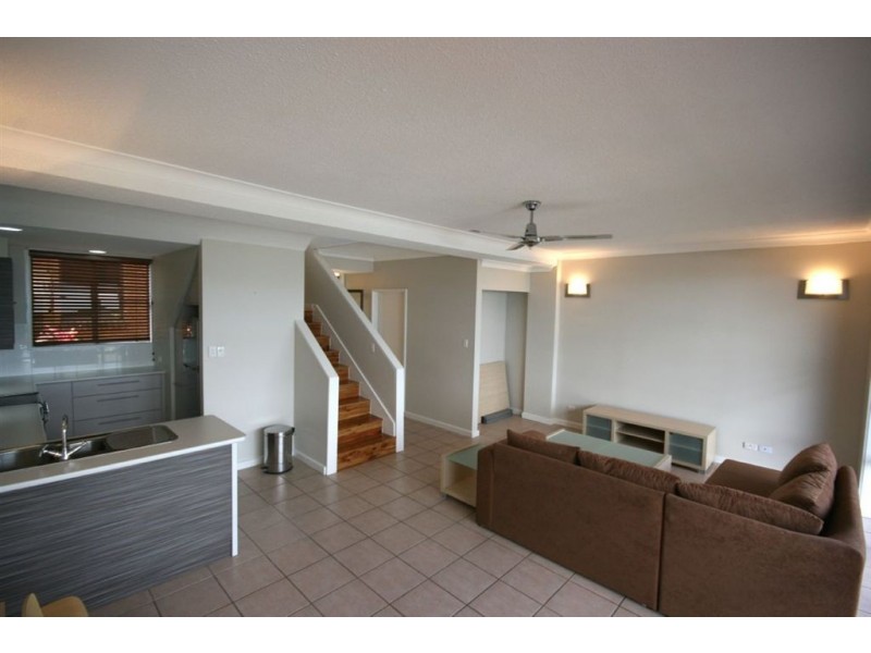 12/2 Lewis Street, Airlie Beach QLD 4802