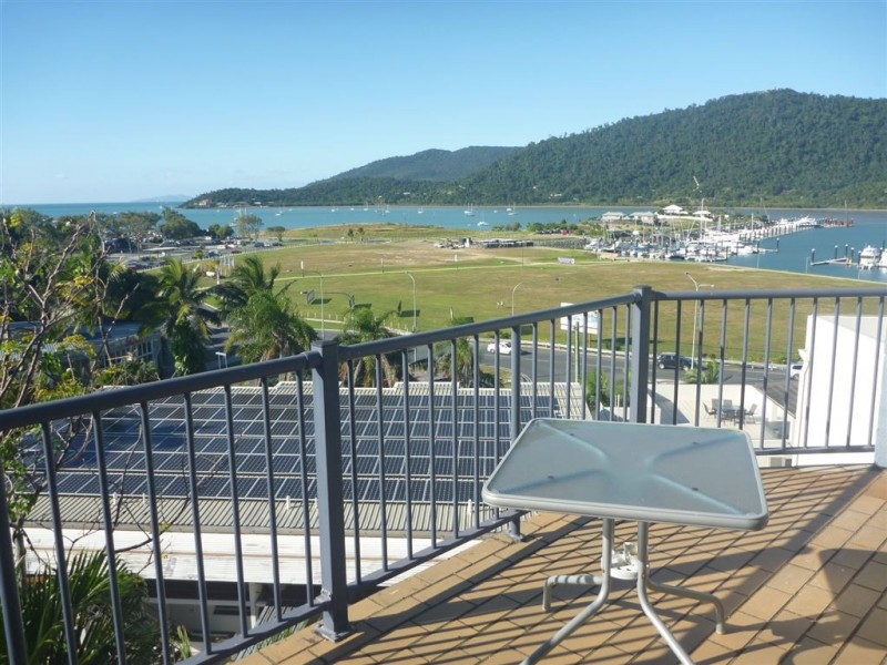 21/5 Golden Orchid Drive, Airlie Beach QLD 4802