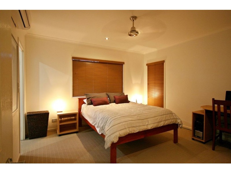 3 Jonquill Court, Cannonvale QLD 4802
