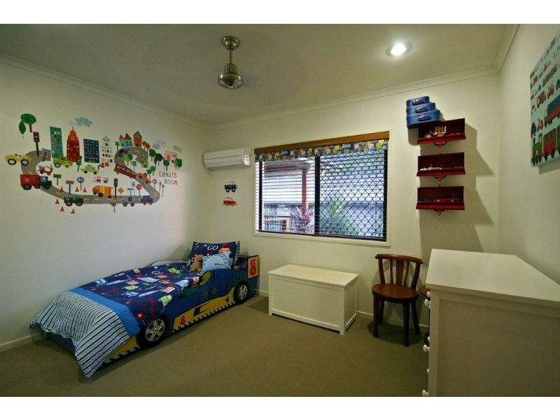 3 Jonquill Court, Cannonvale QLD 4802