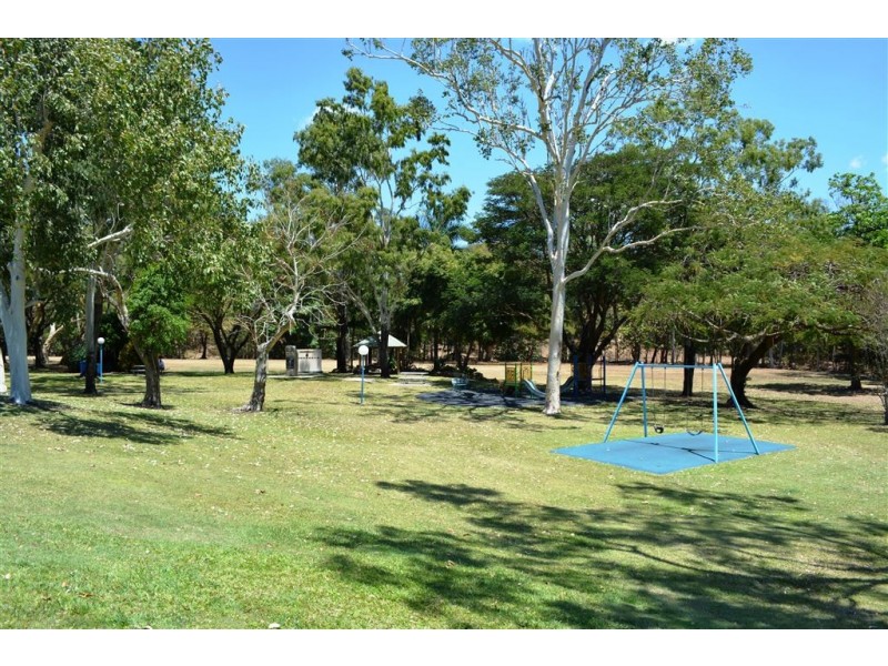 13/16 Beach Road, Cannonvale QLD 4802