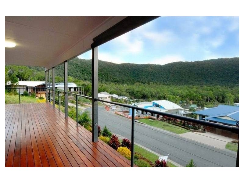 36 Kingfisher, Jubilee Pocket QLD 4802