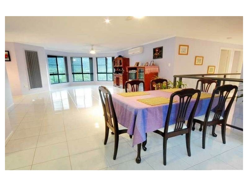 36 Kingfisher, Jubilee Pocket QLD 4802