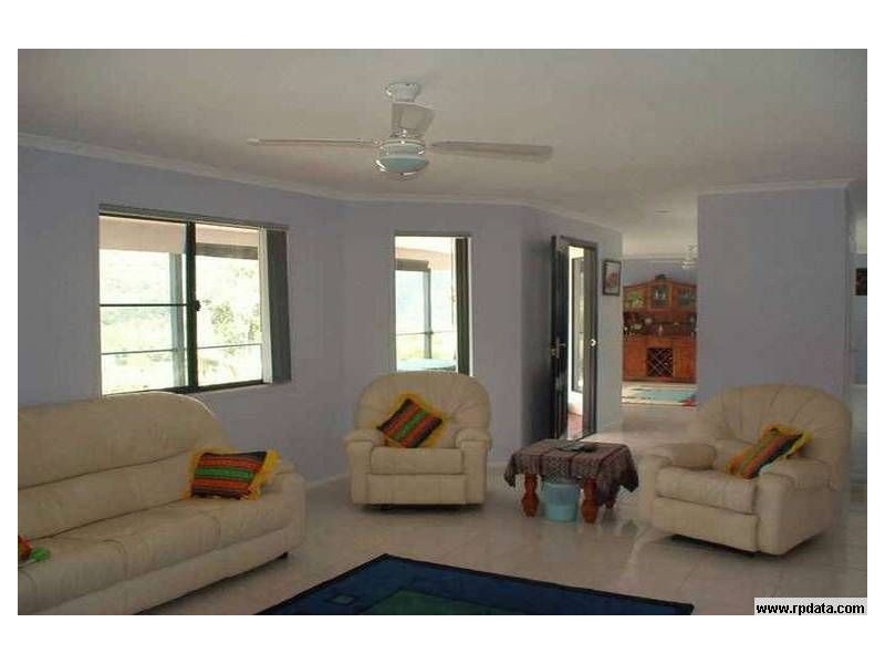 36A Kingfisher, Jubilee Pocket QLD 4802