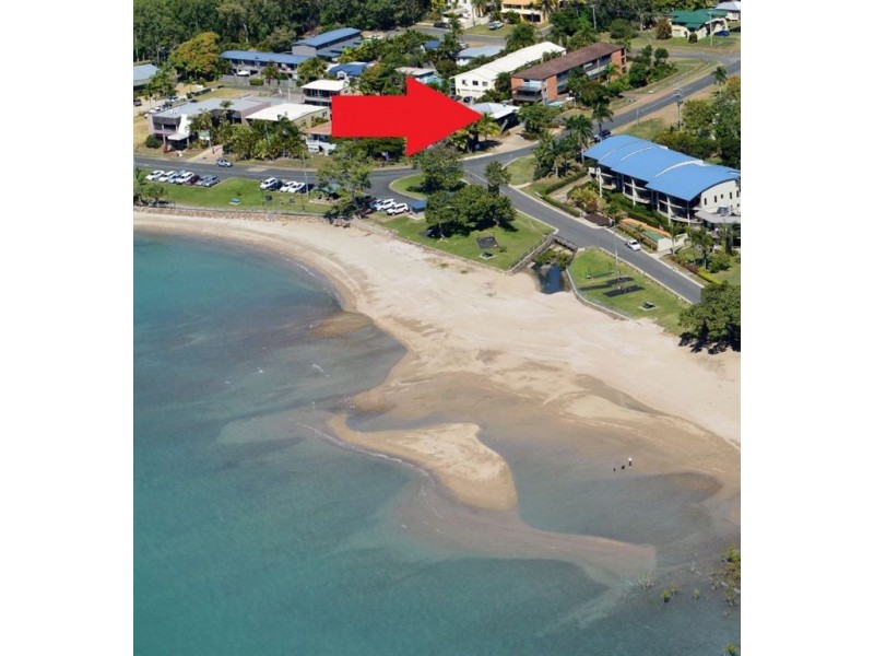 1 Beach Road, Cannonvale QLD 4802
