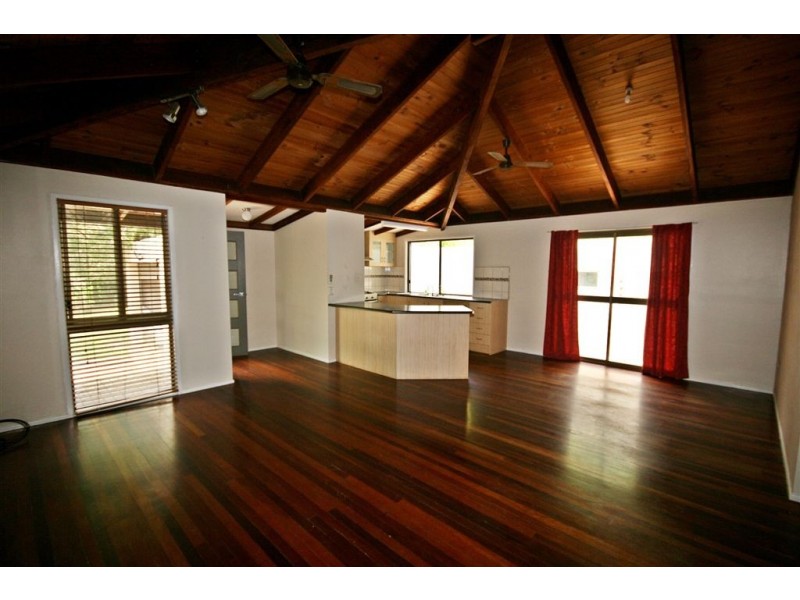 23 Braithwaite Court, Cannonvale QLD 4802