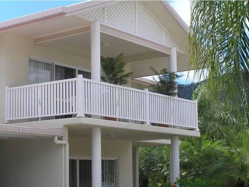 3/24 Pandanus Drive, Cannonvale QLD 4802