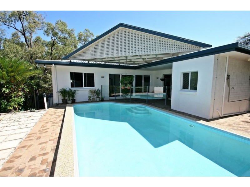 14 Passage Avenue, Shute Harbour QLD 4802