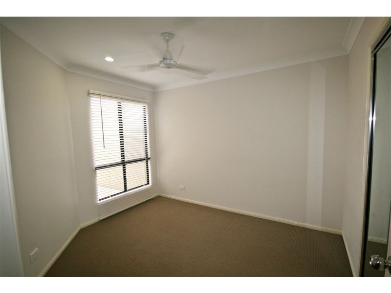 1/61 South Molle Boulevard, Cannonvale QLD 4802