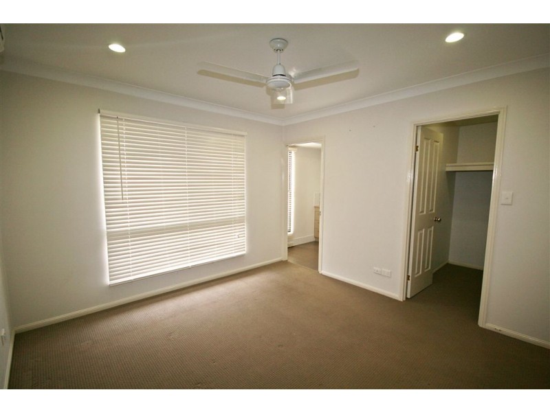 1/61 South Molle Boulevard, Cannonvale QLD 4802