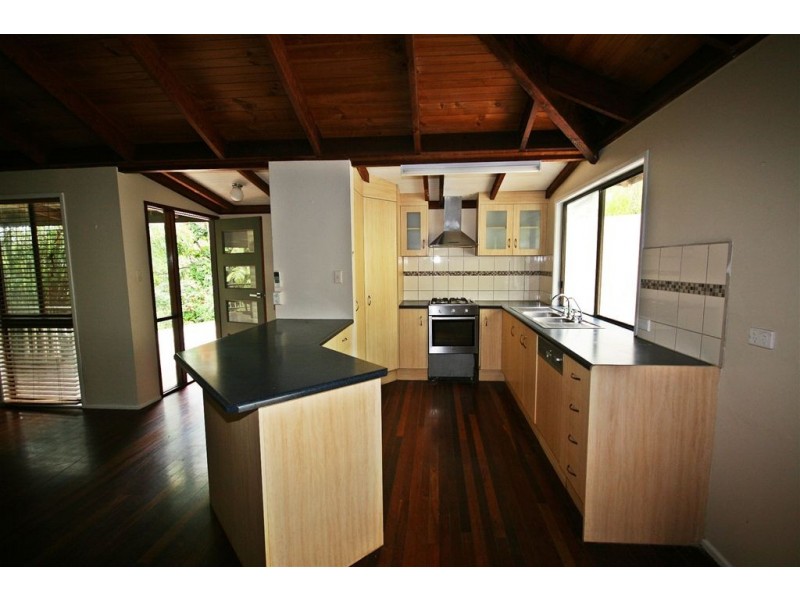 23 Braithwaite Court, Cannonvale QLD 4802