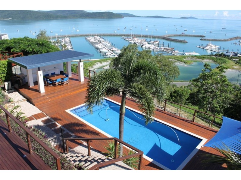 14 Kara Crescent, Airlie Beach QLD 4802