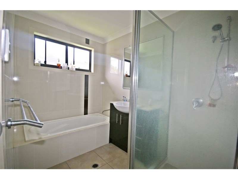 5 Bali Hi Place, Jubilee Pocket QLD 4802