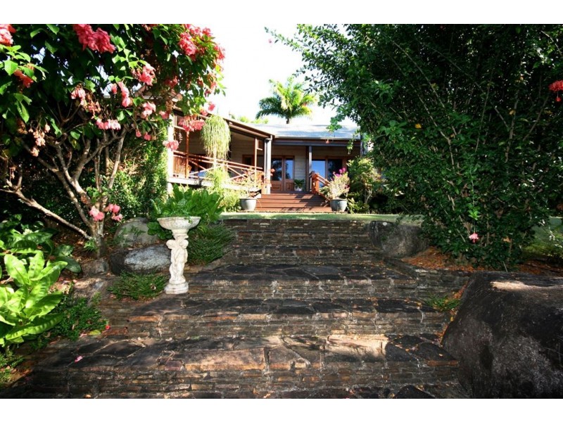 35 Braithwaite Court, Cannonvale QLD 4802