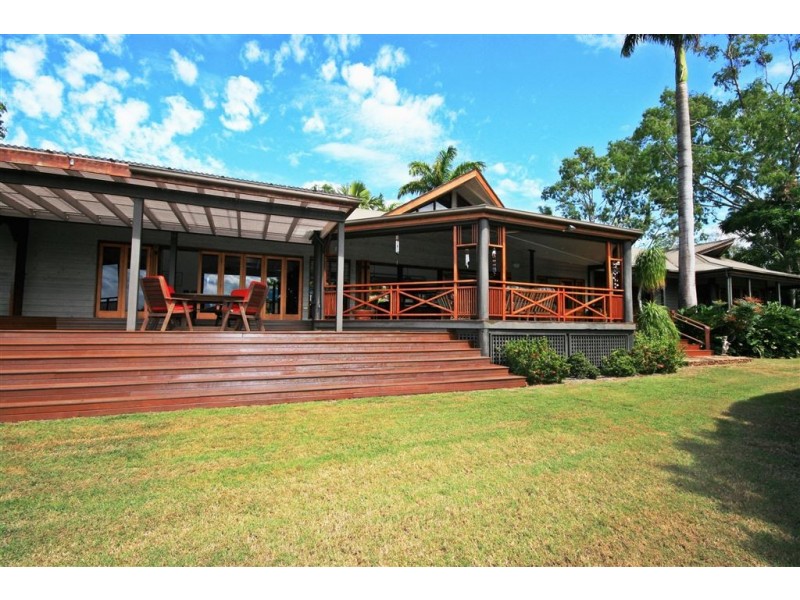 35 Braithwaite Court, Cannonvale QLD 4802