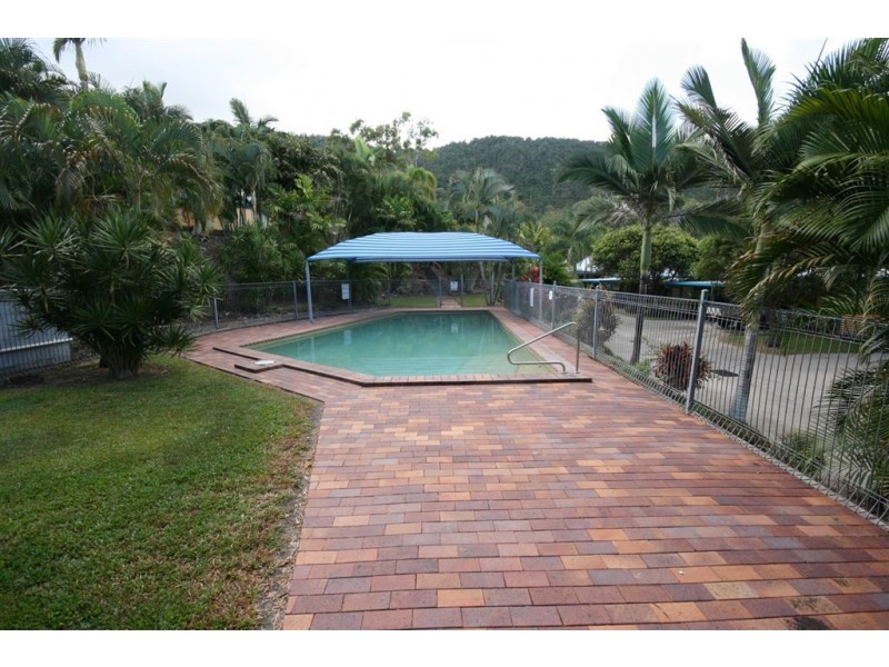 19/28 Island Drive, Cannonvale QLD 4802