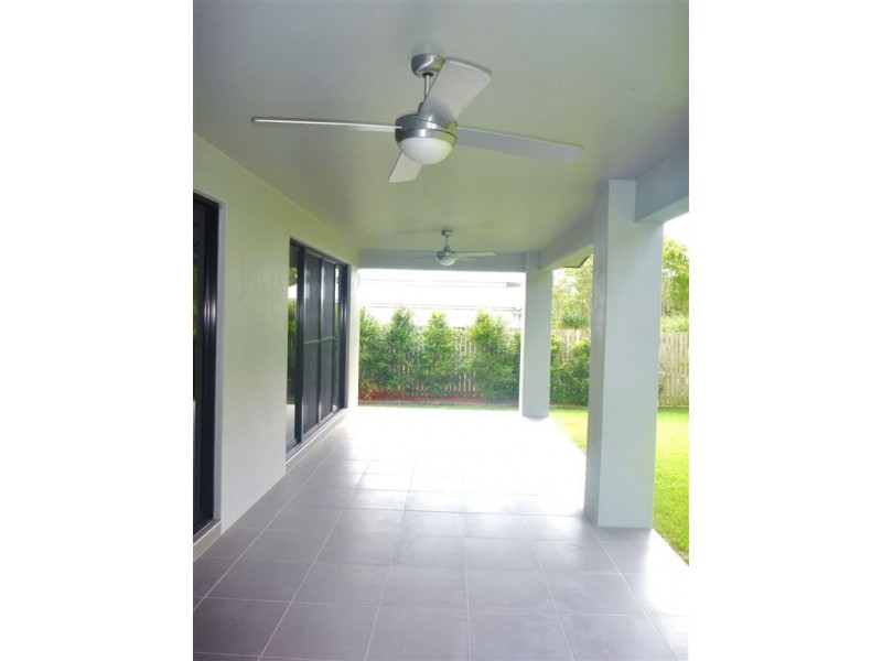 35 Endeavour Circuit, Cannonvale QLD 4802