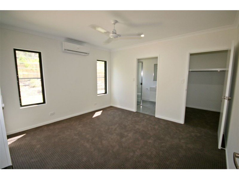 48 Parker Road, Cannonvale QLD 4802