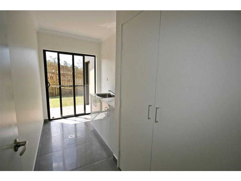 48 Parker Road, Cannonvale QLD 4802