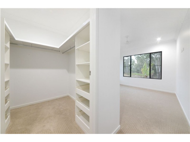 41 Twin Creek Court, Cannonvale QLD 4802