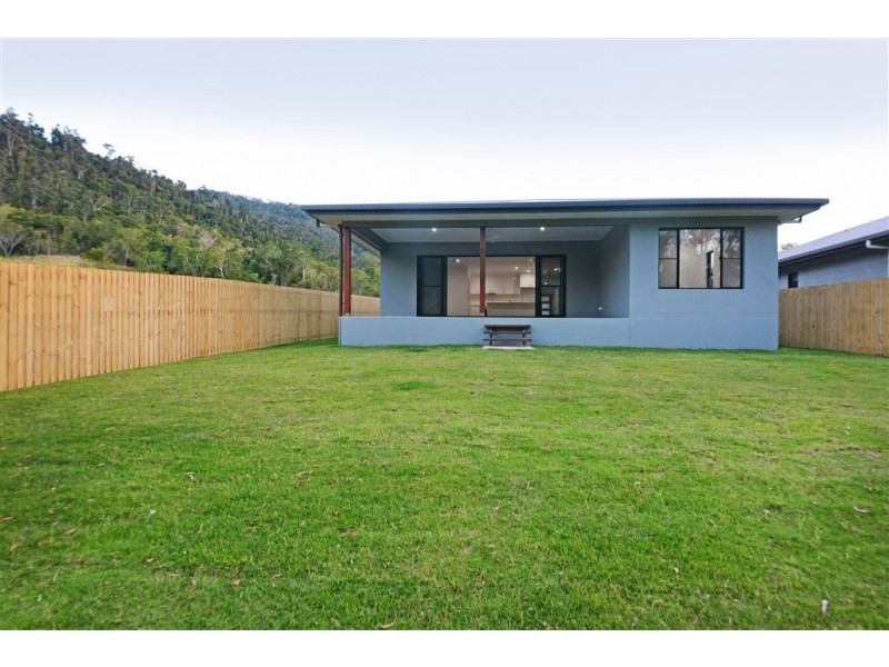 41 Twin Creek Court, Cannonvale QLD 4802