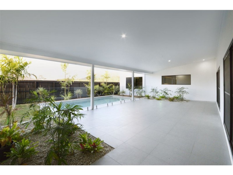 32 Stanley Drive, Cannon Valley QLD 4800