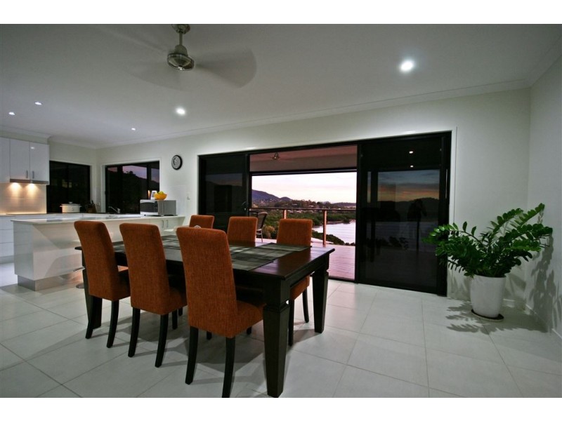 36 Beth Court, Cannonvale QLD 4802