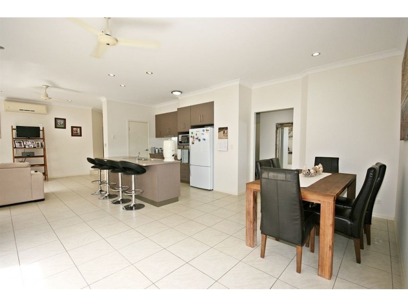 60 Valley, Cannonvale QLD 4802