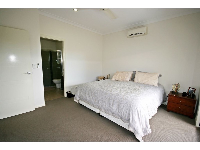 60 Valley, Cannonvale QLD 4802