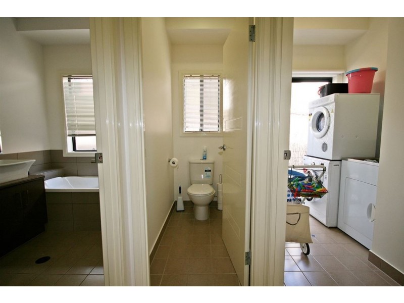 60 Valley, Cannonvale QLD 4802